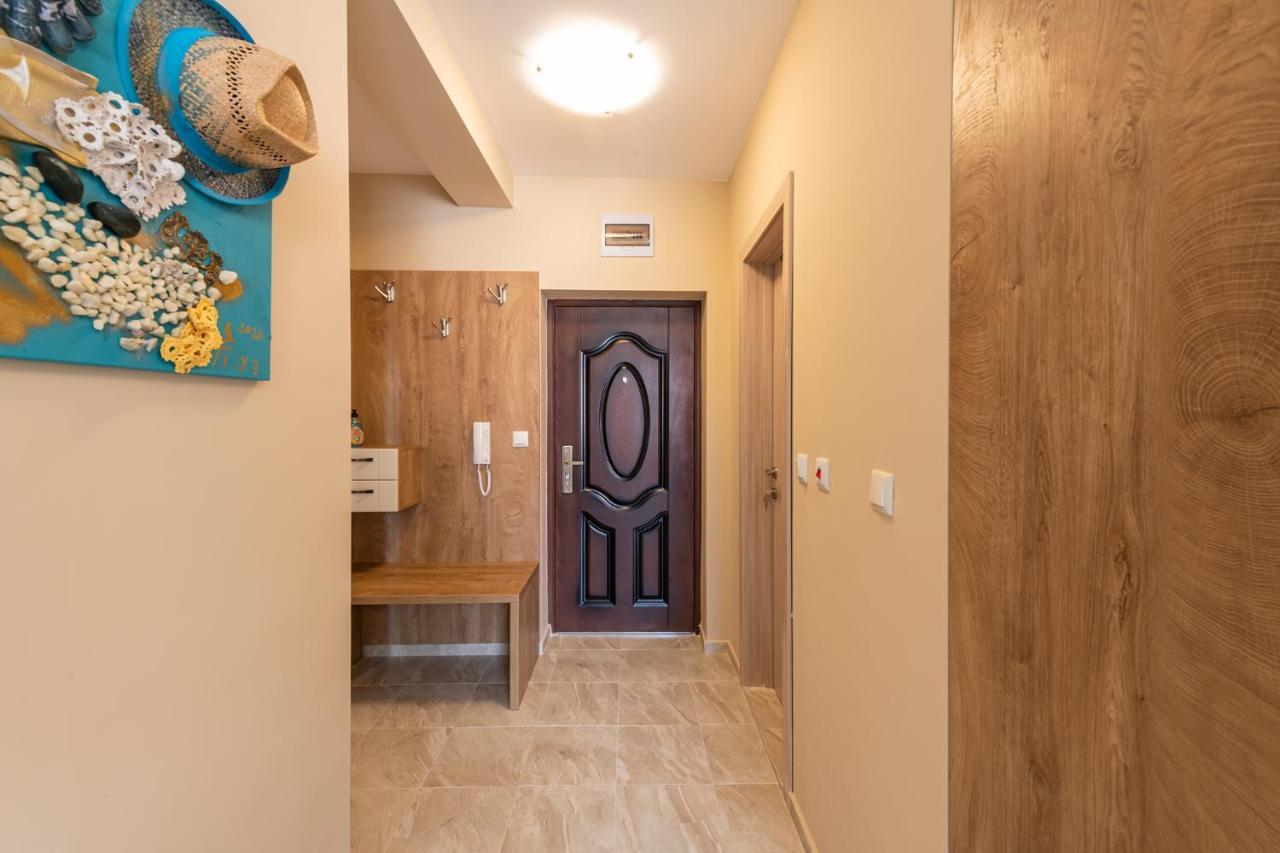 Aquamarine Apartment Pomorie Exterior foto