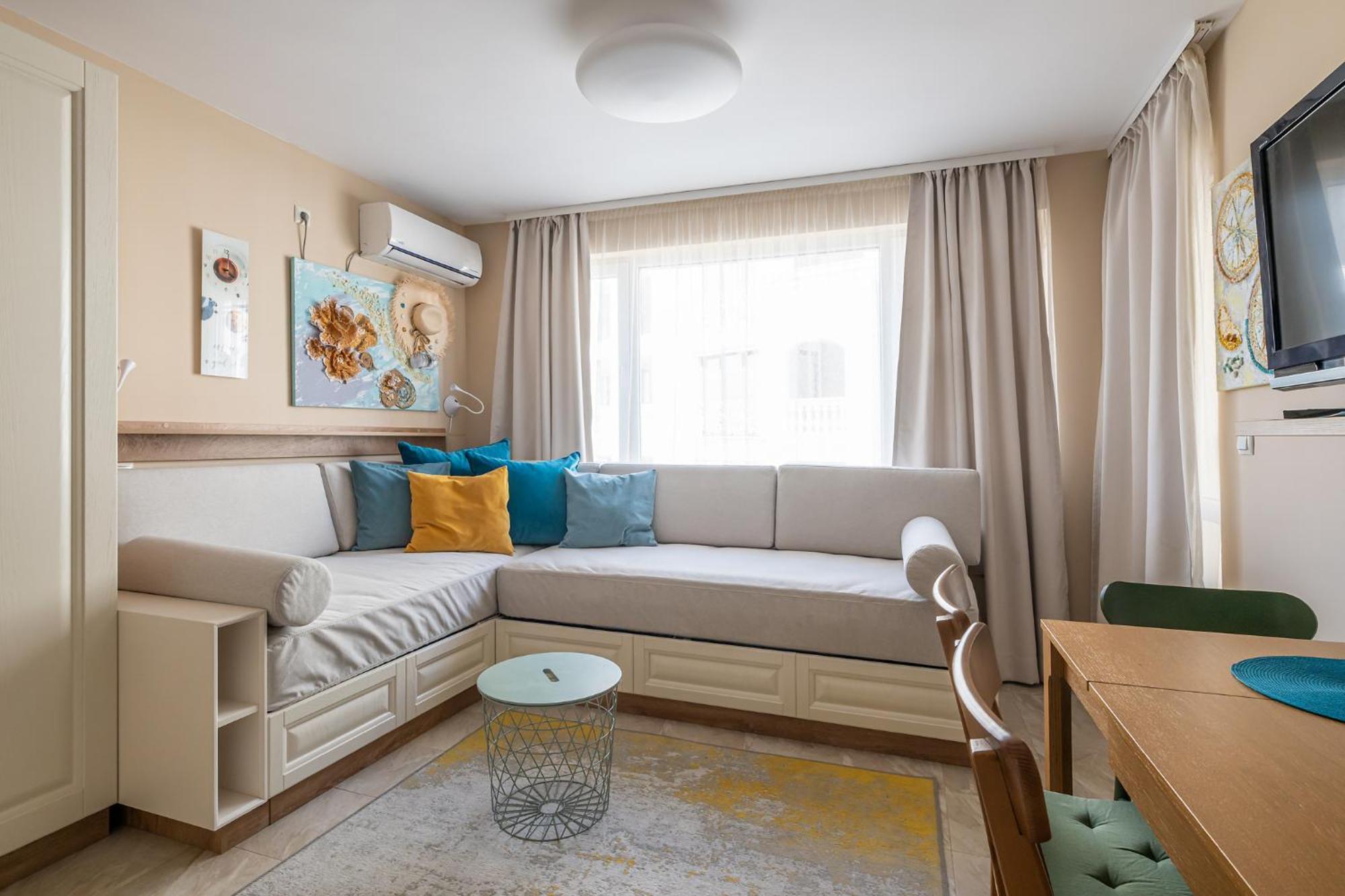 Aquamarine Apartment Pomorie Exterior foto